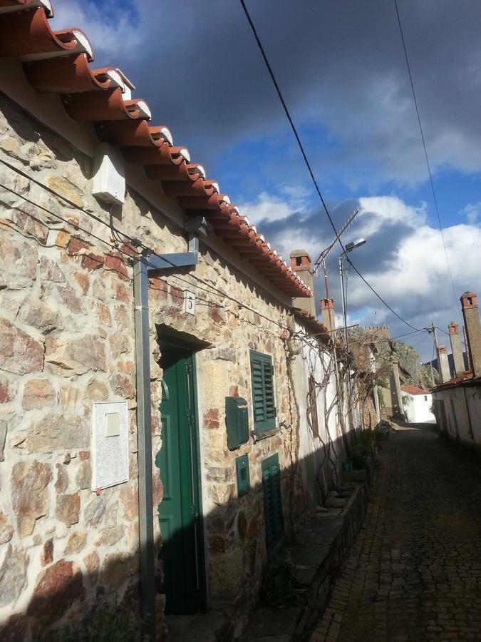 Casa Do Alecrim Penha Garcia Exterior photo